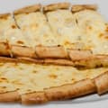 Pide mit Kaşar-Käse