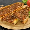 Pide mit Hackfleisch