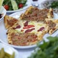 Gemischtes Pide